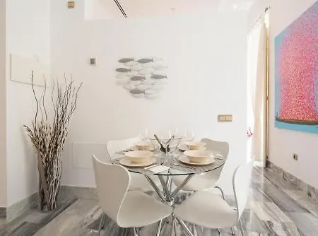 Plaza Picasso Apartment